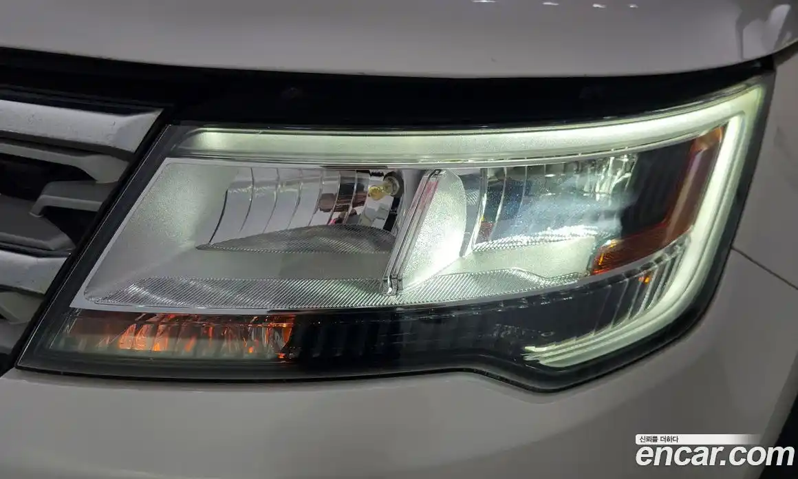 Ford Explorer 2019 2.3 гидро в Москве № 2133533, фото 8