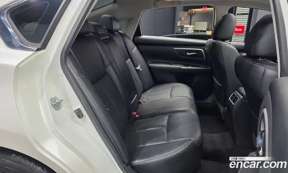 Nissan Altima 2017 2.5 гидро в Москве № 2134340, фото 12