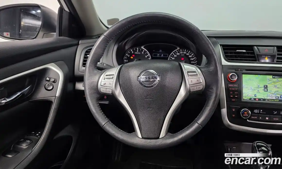 Nissan Altima 2017 2.5 гидро в Москве № 2134340, фото 13