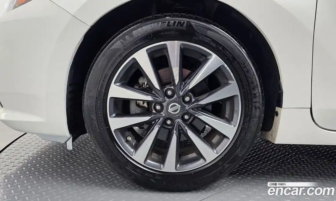 Nissan Altima 2017 2.5 гидро в Москве № 2134340, фото 5