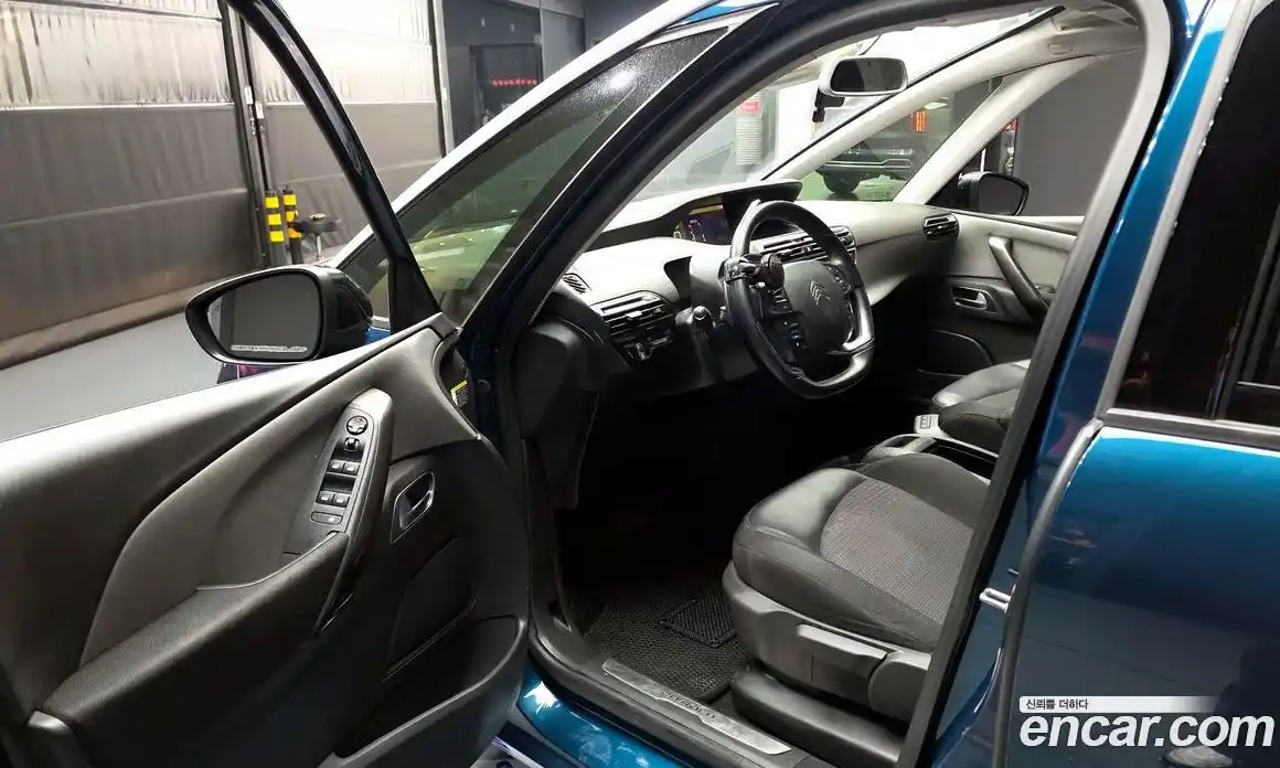 Citroen C4 Spacetourer 2021 1.5 гидро в Москве № 2134854, фото 13