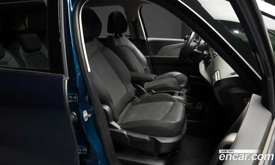 Citroen C4 Spacetourer 2021 1.5 гидро в Москве № 2134854, фото 17