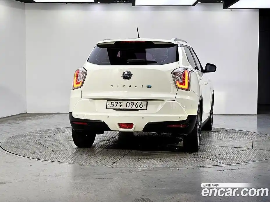 SsangYong TIBOLI 2016 1.6 гидро в Москве, фото 3