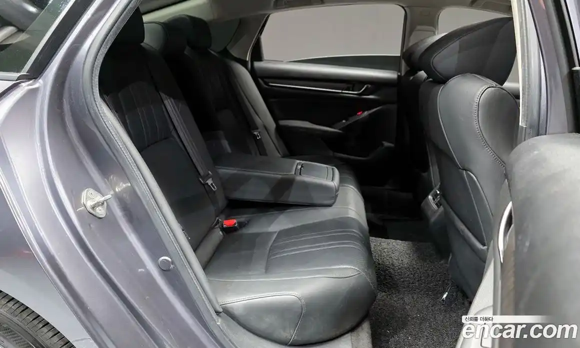 Honda Accord 2019 2.0 гидро в Москве № 1015359, фото 12
