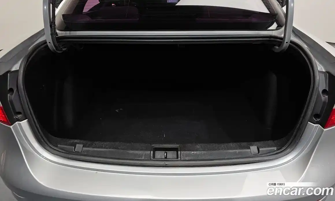 Renault SM3 2011 1.6 гидро в Москве № 147430, фото 20