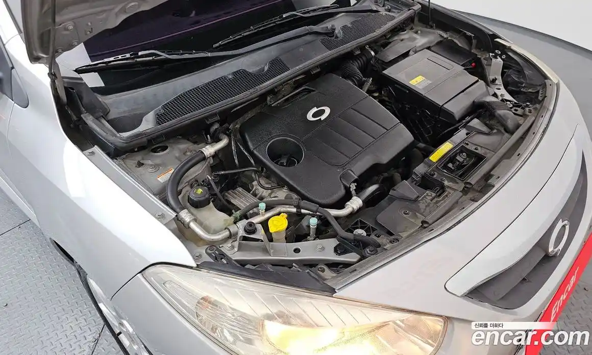 Renault SM3 2011 1.6 гидро в Москве № 147430, фото 6