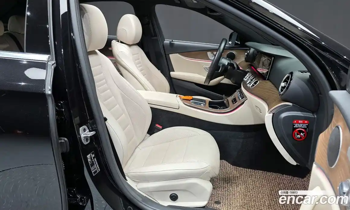Mercedes-Benz E-Class 2022 2.0 гидро в Москве № 160639, фото 11