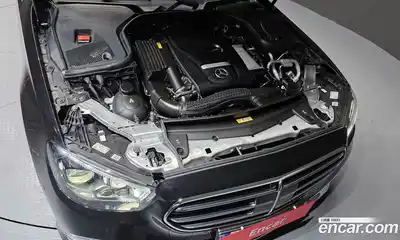 Mercedes-Benz E-Class 2022 2.0 гидро в Москве № 160639, миниатюра 6