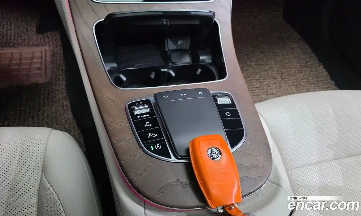 Mercedes-Benz E-Class 2022 2.0 гидро в Москве № 160639, фото 9