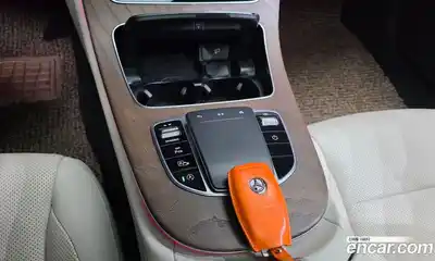 Mercedes-Benz E-Class 2022 2.0 гидро в Москве № 160639, миниатюра 9