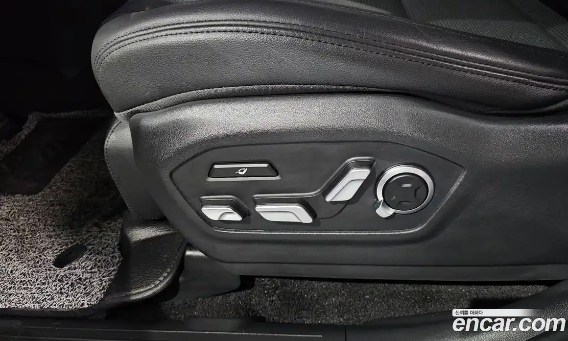 Hyundai Santa Fe 2024 2.5 гидро в Москве № 2049792, фото 33