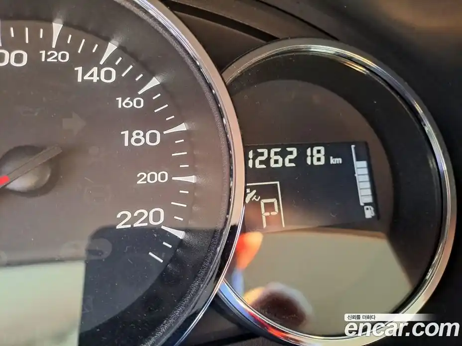 Renault SM3 2011 1.6 гидро в Москве № 210015, фото 8