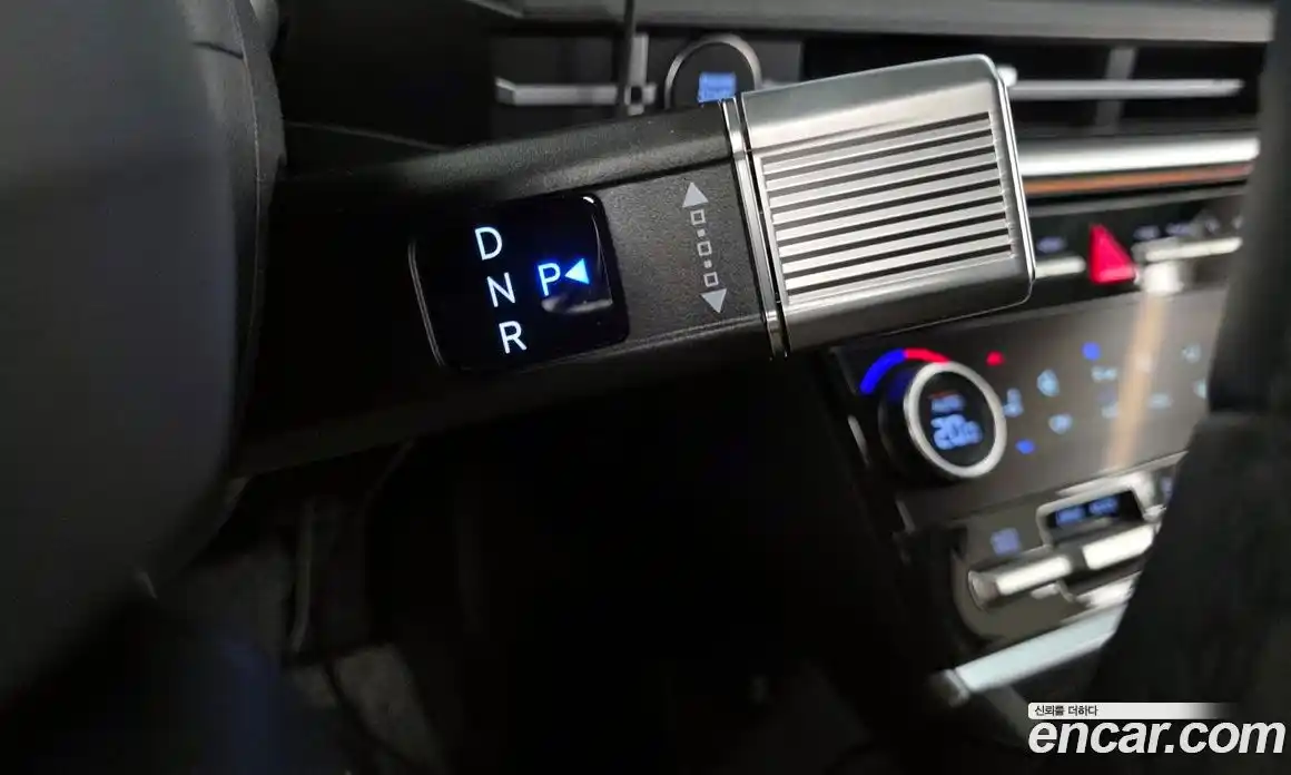 Hyundai Santa Fe 2024 2.5 гидро в Москве № 2122837, фото 12