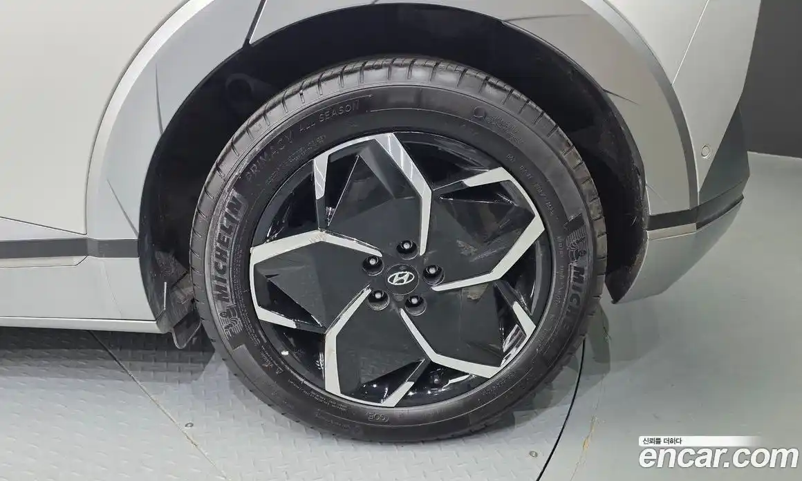 Hyundai Ioniq 5 2024 0.1 гидро в Москве № 2123547, фото 7