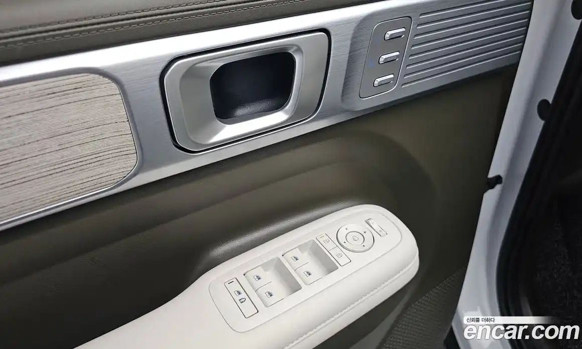 Hyundai Santa Fe 2024 1.6 гидро в Москве № 2123697, фото 18