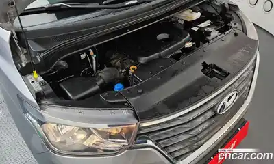 Hyundai Starex 2018 2.5 гидро в Москве № 2123753, миниатюра 6