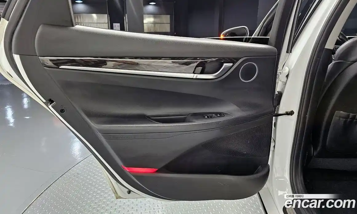Hyundai Grandeur 2018 2.4 гидро в Москве № 2123852, фото 15
