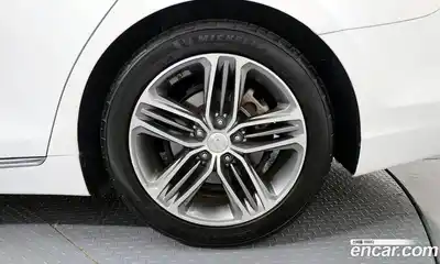 Hyundai Grandeur 2018 2.4 гидро в Москве № 2123852, миниатюра 7