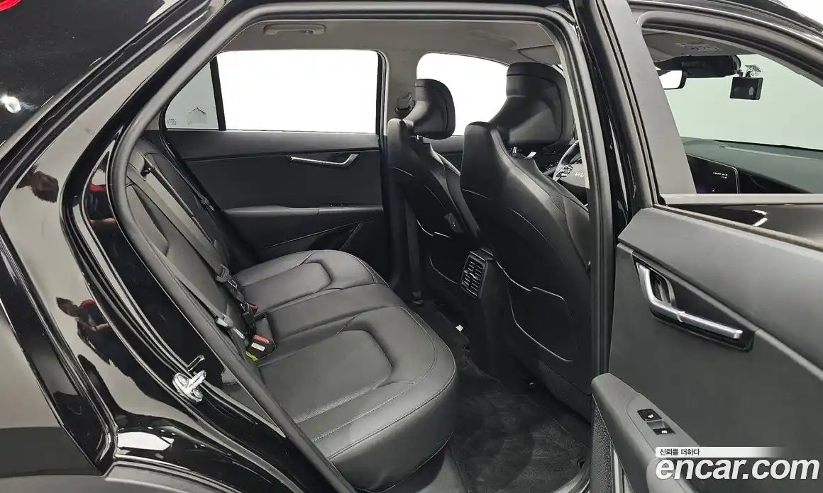 Kia Niro 2023 0.2 гидро в Москве № 2124285, фото 17