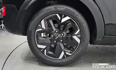 Kia Niro 2023 0.2 гидро в Москве № 2124285, миниатюра 4