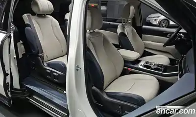Kia Canival 2024 1.6 гидро в Москве № 2124379, миниатюра 12