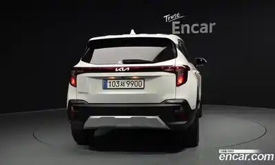 Kia Seltos 2024 1.6 гидро в Москве № 2124380, миниатюра 4