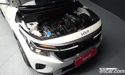 Kia Seltos 2024 1.6 гидро в Москве № 2124380, миниатюра 6