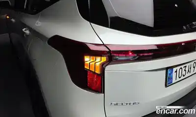 Kia Seltos 2024 1.6 гидро в Москве № 2124380, миниатюра 9