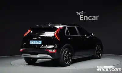 Kia Niro 2023 0.2 гидро в Москве № 2124546, миниатюра 2