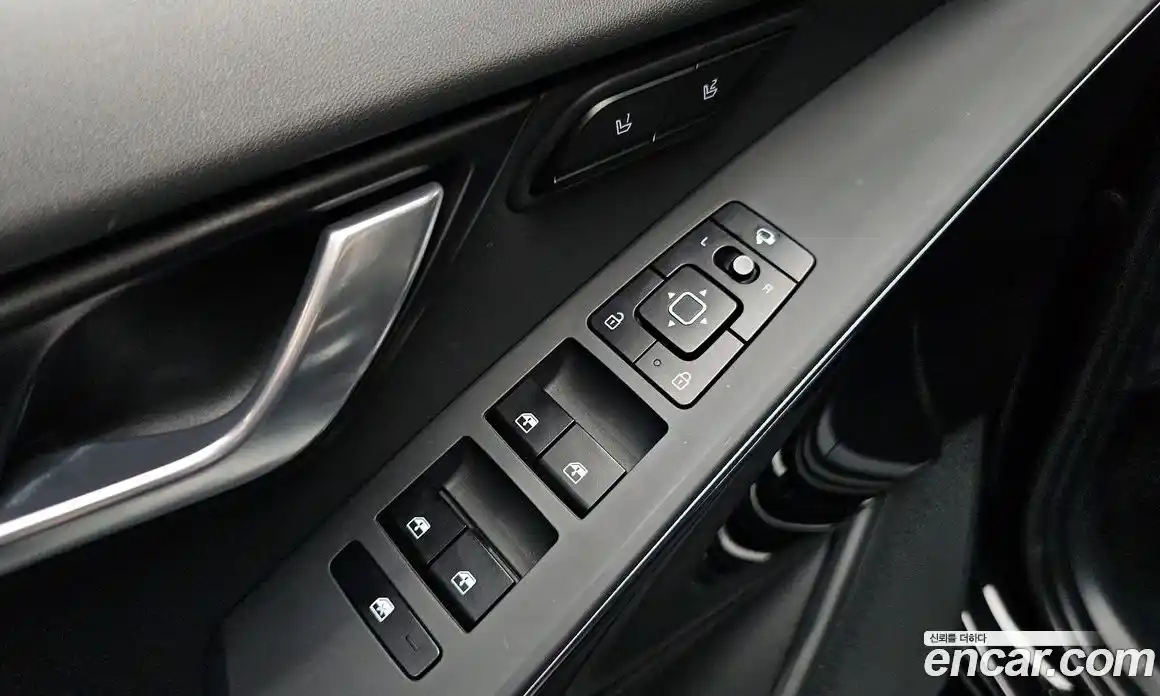 Kia Niro 2023 0.2 гидро в Москве № 2124546, фото 27