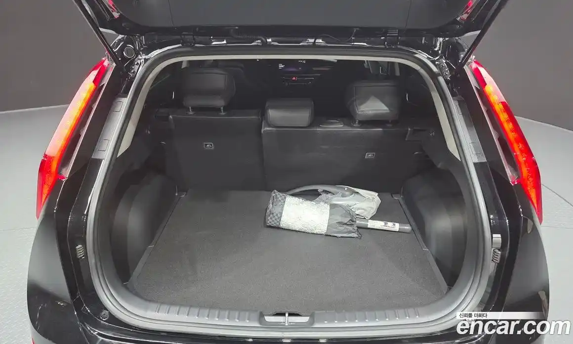 Kia Niro 2023 0.2 гидро в Москве № 2124546, фото 29