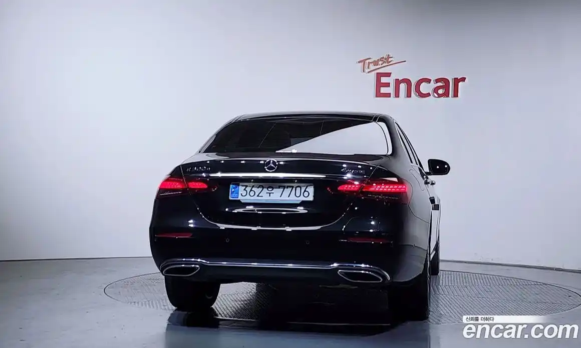 Mercedes-Benz E-Class 2023 2.0 гидро в Москве № 2124575, фото 4