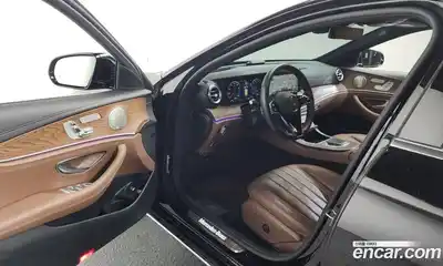 Mercedes-Benz E-Class 2023 2.0 гидро в Москве № 2124575, миниатюра 10