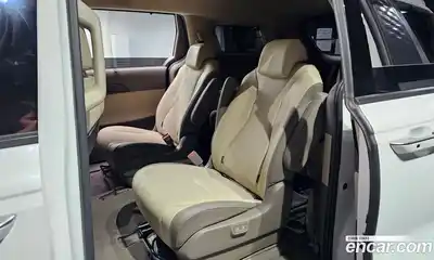Kia Canival 2023 2.2 гидро в Москве № 2124919, миниатюра 11