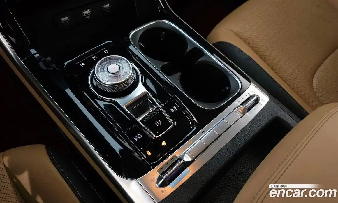 Kia Canival 2023 3.5 гидро в Москве № 2125043, фото 9