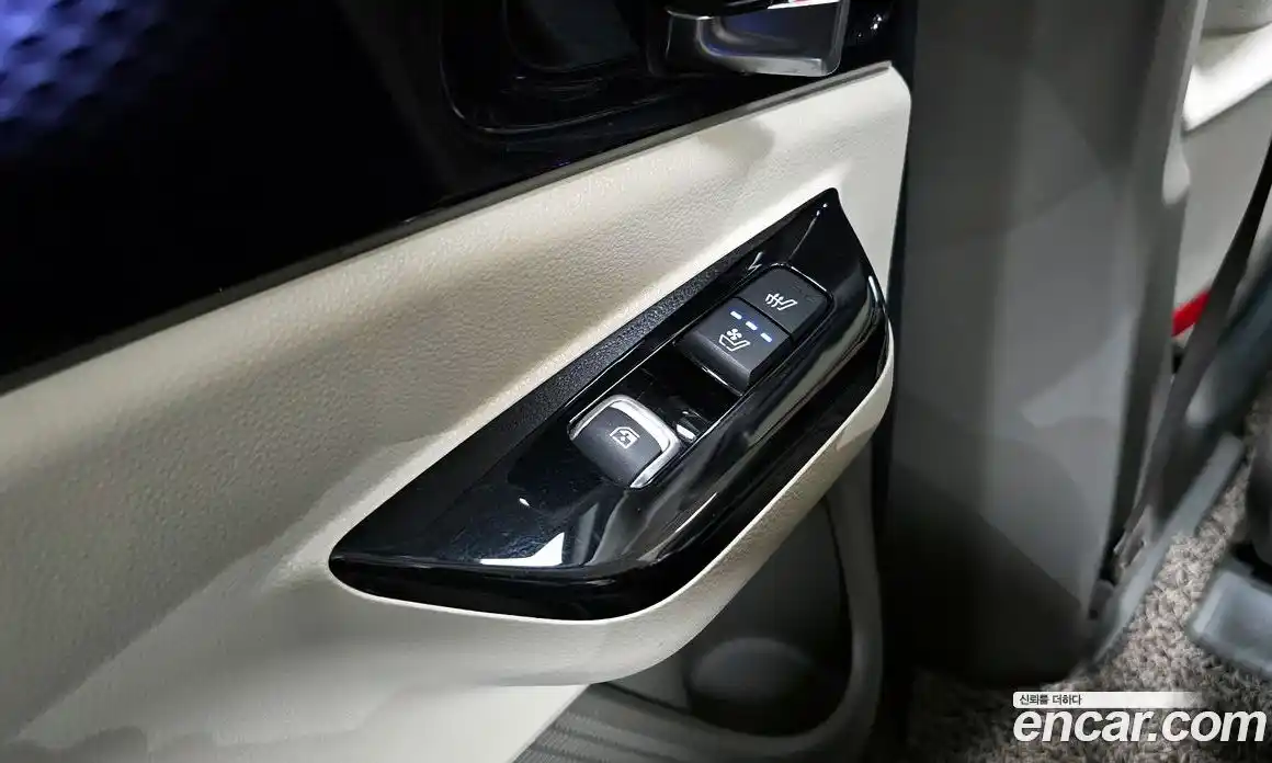Kia Canival 2023 3.5 гидро в Москве № 2125161, фото 24