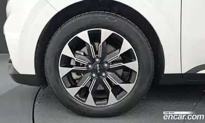 Kia Canival 2023 3.5 гидро в Москве № 2125161, миниатюра 5