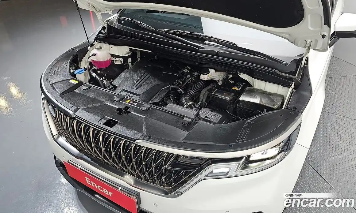 Kia Canival 2023 3.5 гидро в Москве № 2125161, фото 6