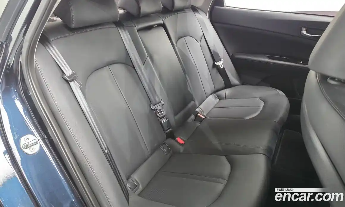 Kia K5 2018 2.0 гидро в Москве № 2125177, фото 17