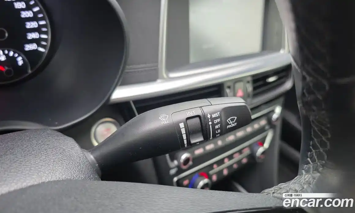 Kia K5 2018 2.0 гидро в Москве № 2125177, фото 23