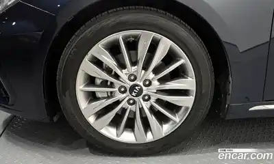 Kia K5 2018 2.0 гидро в Москве № 2125177, миниатюра 5
