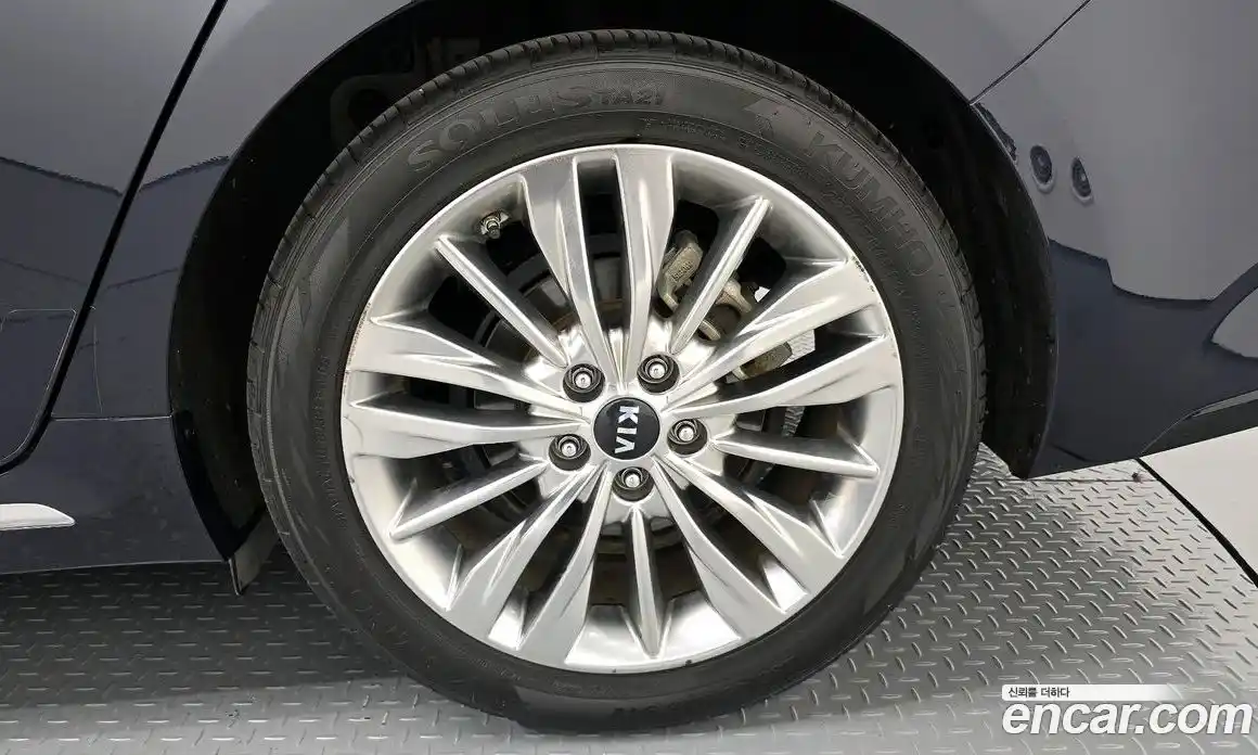 Kia K5 2018 2.0 гидро в Москве № 2125177, фото 7