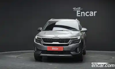 Kia Seltos 2020 1.6 гидро в Москве № 2125184, миниатюра 3
