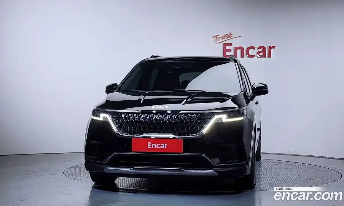Kia Canival 2023 3.5 гидро в Москве № 2125218, фото 3