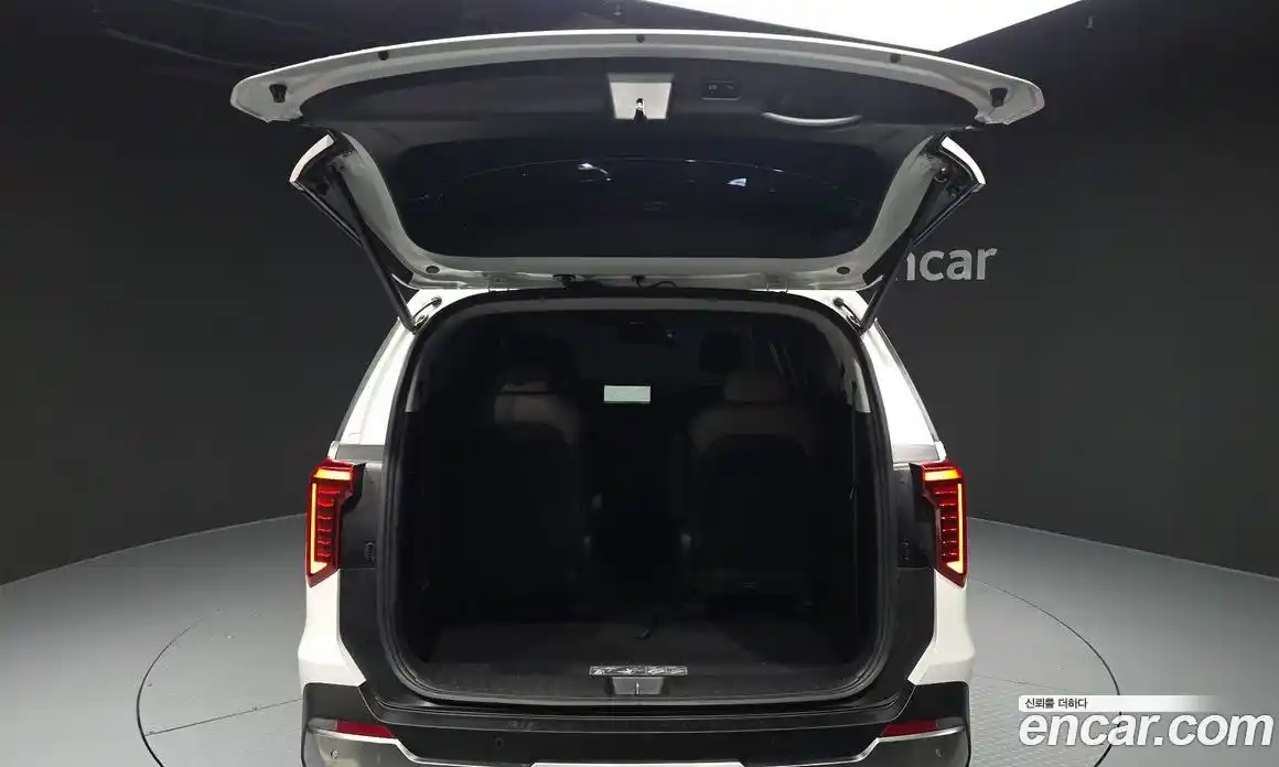 Kia Canival 2024 1.6 гидро в Москве № 2125296, фото 26
