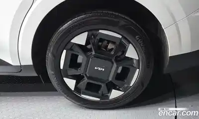 Kia Canival 2024 1.6 гидро в Москве № 2125296, миниатюра 7