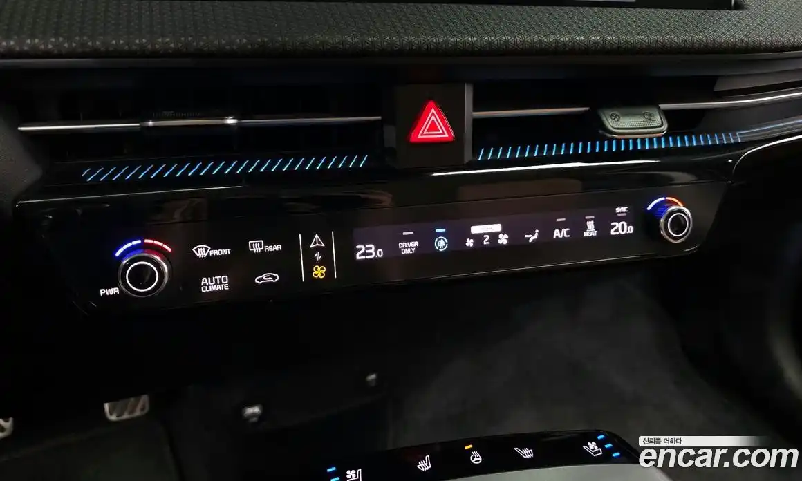 Kia EV6 2023 гидро в Москве № 2125343, фото 27