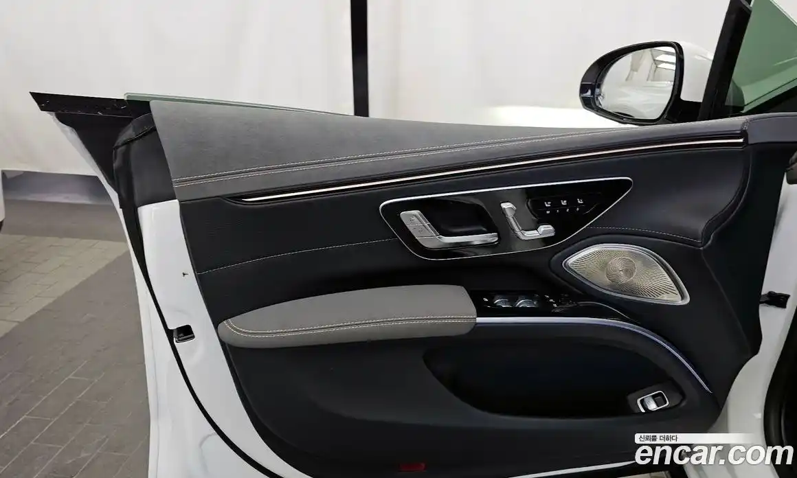 Mercedes-Benz EQS 2022 0.3 гидро в Москве № 2125359, фото 33