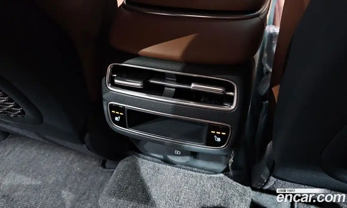 Genesis GV70 2024 2.5 гидро в Москве № 2125374, фото 25