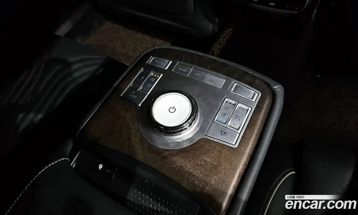 Genesis G80 2023 3.5 гидро в Москве № 2125432, фото 25